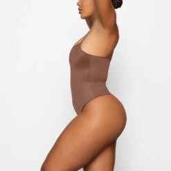BARELY THERE SCOOP BODYSUIT | JASPER -SWIMwear Sale Store SKIMS BODYSUIT BD THG 3141 DA JSP 0009 SD