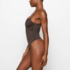 BARELY THERE SCOOP BODYSUIT | ESPRESSO -SWIMwear Sale Store SKIMS BODYSUIT BD THG 3141 DB ESP 0007 SD