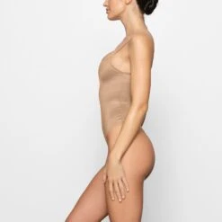 BARELY THERE SCOOP BODYSUIT | CLAY 9 BARELY THERE SCOOP BODYSUIT | CLAY -SWIMwear Sale Store SKIMS BODYSUIT BD THG 3141 DD CLY 0006 SD