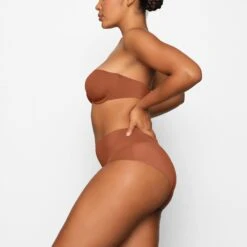 SMOOTHING STRAPLESS BRA | BRONZE -SWIMwear Sale Store SKIMS BRA BA BAN 2607 DA BRZ 0049 SD