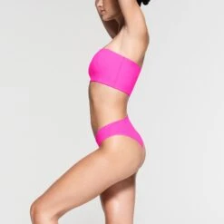 FITS EVERYBODY BANDEAU | NEON PINK -SWIMwear Sale Store SKIMS BRA BR BND 2026 NC NPK 011 SD 62d876b4 8799 490d a4c5 605430da87b1