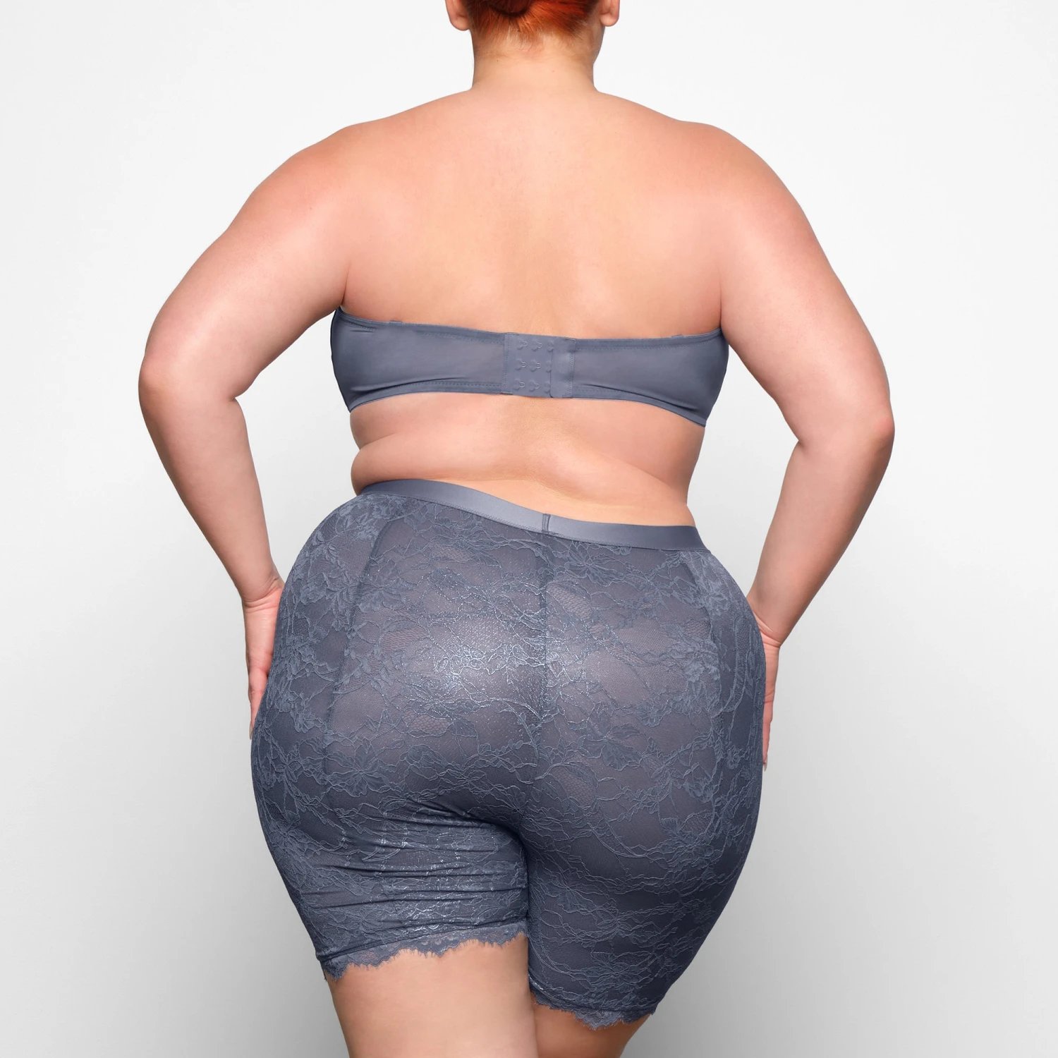 SKIMS LACE BANDEAU | THUNDER 6 SKIMS LACE BANDEAU | THUNDER - Image 4