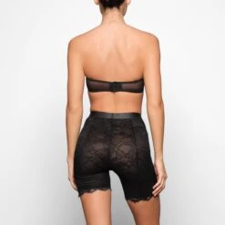 SKIMS LACE BANDEAU | ONYX -SWIMwear Sale Store SKIMS BRA BR BND 2135 ZD ONX 0031