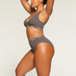 LOGO RIB PLUNGE BRALETTE | GREY CHALK -SWIMwear Sale Store SKIMS BRA BR PLG 2915 MA GCK 1547 SD