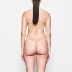 LOGO MESH TRIANGLE BRALETTE | OCHRE -SWIMwear Sale Store SKIMS BRA BR TRI 1538 NC OCH BK