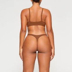 FITS EVERYBODY TRIANGLE BRALETTE | BRONZE -SWIMwear Sale Store SKIMS BRA BR TRI 2024 KA BRZ 0011 BK