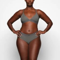 SMOOTH RIB RACERBACK TRIANGLE BRALETTE | GUNMETAL -SWIMwear Sale Store SKIMS BRA BR TRI 2509 ZA GUN 0003