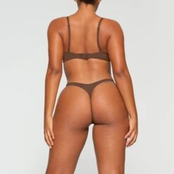 FITS EVERYBODY PLUNGE BRA | JASPER -SWIMwear Sale Store SKIMS BRA BR UWR 1997 KA JSP 0014 BK