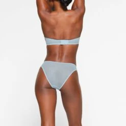 ULTRA FINE MESH STRAPLESS BRA | GLACIER -SWIMwear Sale Store SKIMS BRA BR UWR 2209 LB GLC 0046 BK x2 ed9d8a9f be89 4757 96de d7fe84d0f7fb