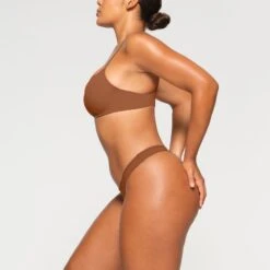 FITS EVERYBODY T-SHIRT BRA | BRONZE 9 FITS EVERYBODY T-SHIRT BRA | BRONZE -SWIMwear Sale Store SKIMS BRA BR UWR 2294 KA BRZ 0007 SD