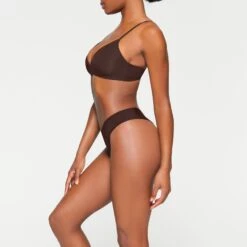 WIRELESS FORM T-SHIRT DEMI BRA | ESPRESSO 9 WIRELESS FORM T-SHIRT DEMI BRA | ESPRESSO -SWIMwear Sale Store SKIMS BRA BR WRL 1889 KB ESP 0008 SD