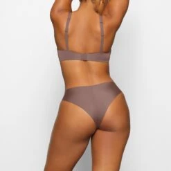 WIRELESS FORM PUSH-UP PLUNGE BRA | UMBER -SWIMwear Sale Store SKIMS BRA BR WRL 1891 CA UMB 0016 BK c6b1396b 13ea 45c6 8fe8 96a149f5bdb1