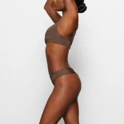 WIRELESS FORM T-SHIRT DEMI BRA | OXIDE -SWIMwear Sale Store SKIMS BRA BR WRP 1889 CB OXD 0010 SD 5bd9f3a6 da99 4471 ae87 640bbbeb79c1