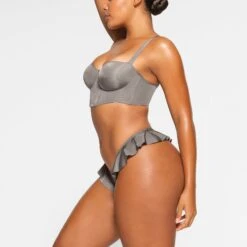 LOGO SHINE FLUTTER THONG | GREY CHALK -SWIMwear Sale Store SKIMS PANTY PN BIK 3650 LA GCK 0010 SD