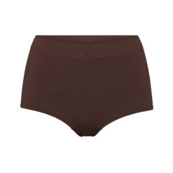 SOFT SMOOTHING BOY SHORT | COCOA