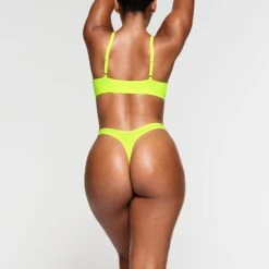 FITS EVERYBODY DIPPED FRONT THONG | GREEN HIGHLIGHTER -SWIMwear Sale Store SKIMS PANTY PN DTH 2027 NA GRH 016