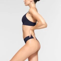 SOFT SMOOTHING THONG | NAVY 9 SOFT SMOOTHING THONG | NAVY -SWIMwear Sale Store SKIMS PANTY PN THG 1321 NC NVY 0009 SD