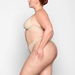 WEIGHTLESS THONG | SAND -SWIMwear Sale Store SKIMS PANTY PN THG 2360 VD SND 0007 SD