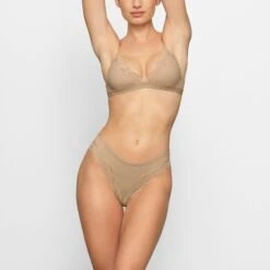 FITS EVERYBODY CORDED LACE TANGA | CLAY -SWIMwear Sale Store SKIMS PANTY PN TNG 4133 FD CLY 0004 FR