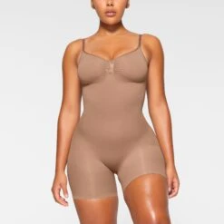 SEAMLESS SCULPT MID THIGH BODYSUIT | SIENNA -SWIMwear Sale Store SKIMS SHAPEWEAR BD MDT 3372 IA SIE 0002 FR