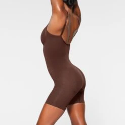 SEAMLESS SCULPT MID THIGH BODYSUIT | COCOA -SWIMwear Sale Store SKIMS SHAPEWEAR BD MDT 3372 IB COA 0015 SD