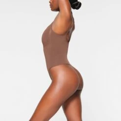 SEAMLESS SCULPT THONG BODYSUIT | JASPER -SWIMwear Sale Store SKIMS SHAPEWEAR BD THG 3369 IB JSP 0012 SD