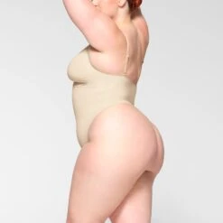 SEAMLESS SCULPT THONG BODYSUIT | SAND -SWIMwear Sale Store SKIMS SHAPEWEAR BD THG 3369 ID SND 0012 SD
