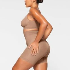 SEAMLESS SCULPT MID THIGH SHORT | SIENNA -SWIMwear Sale Store SKIMS SHAPEWEAR BO SHO 3363 IA SIE 0026 SD