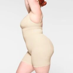 SEAMLESS SCULPT MID THIGH SHORT | SAND -SWIMwear Sale Store SKIMS SHAPEWEAR BO SHO 3363 ID SND 0008 SD