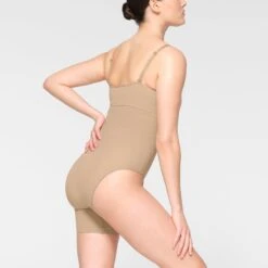 SEAMLESS SCULPT SOLUTION SHORT RIGHT LEG EXPOSED | CLAY 9 SEAMLESS SCULPT SOLUTION SHORT RIGHT LEG EXPOSED | CLAY -SWIMwear Sale Store SKIMS SHAPEWEAR BO SHO 3365 IE CLY 0009 SD