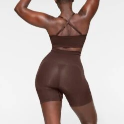 SEAMLESS SCULPT BANDEAU | ESPRESSO -SWIMwear Sale Store SKIMS SHAPEWEAR BR BAN 2895 IC ESP 0017 BK