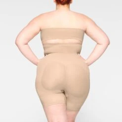 SEAMLESS SCULPT BANDEAU | MICA -SWIMwear Sale Store SKIMS SHAPEWEAR BR BAN 2895 JB MCA 0036 BK 2ec7350d 7fc0 4bf6 beb5 b3deb01cc3b1