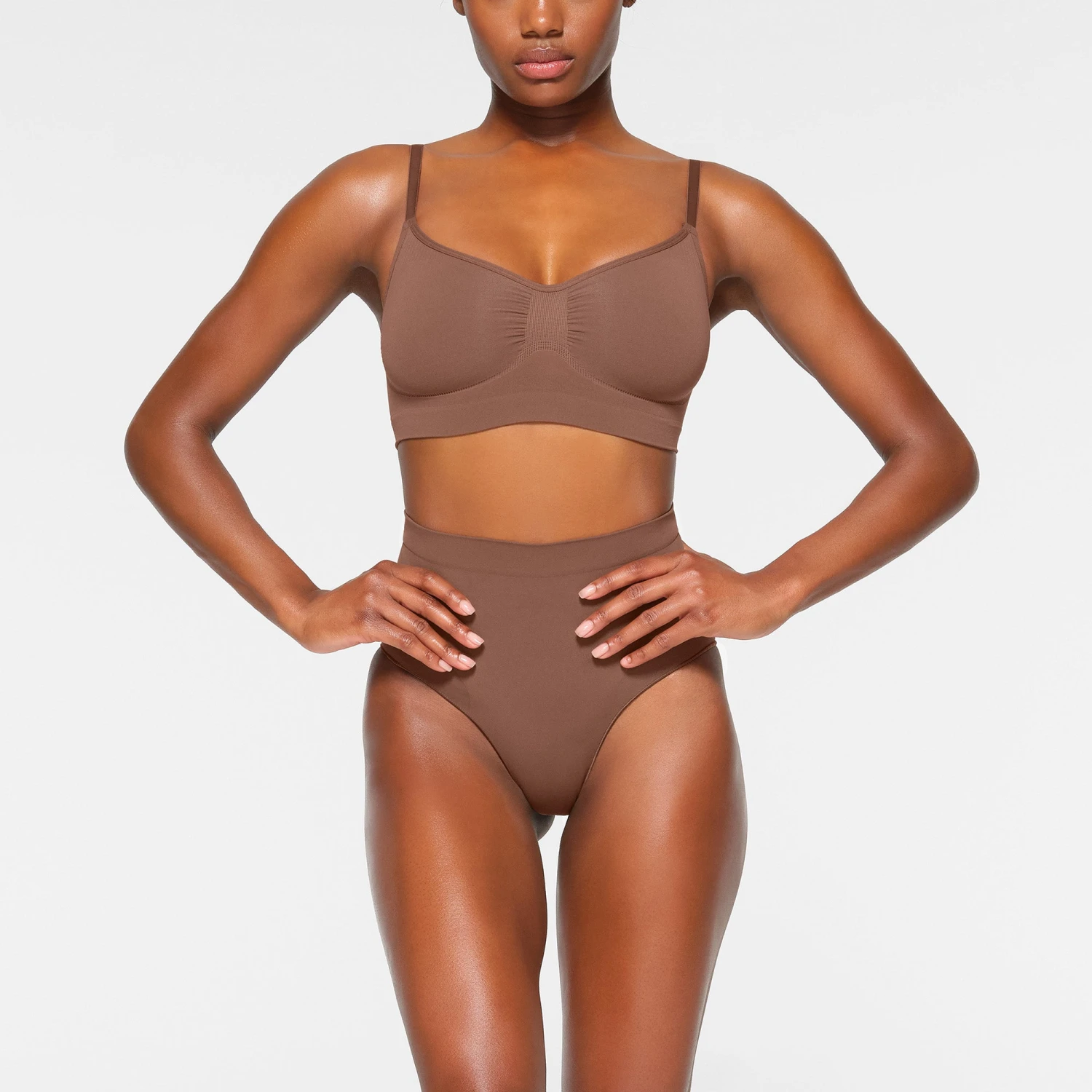 SEAMLESS SCULPT BRALETTE | JASPER 4 SEAMLESS SCULPT BRALETTE | JASPER - Image 2