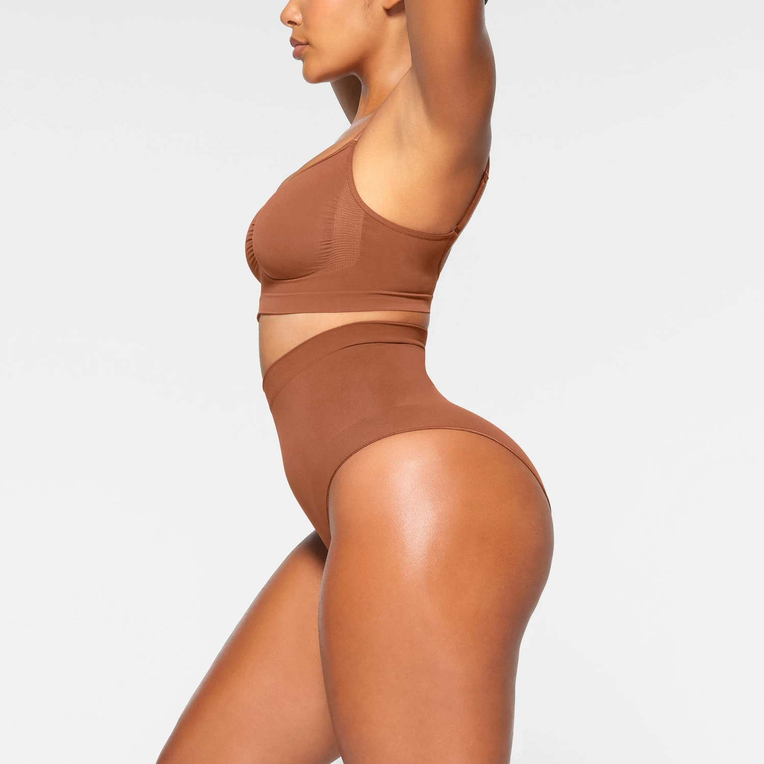 SEAMLESS SCULPT MID WAIST BRIEF | BRONZE 5 SEAMLESS SCULPT MID WAIST BRIEF | BRONZE - Image 3