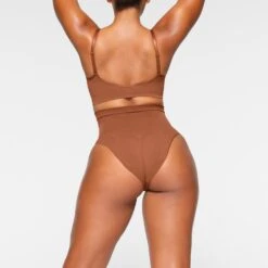 SEAMLESS SCULPT MID WAIST BRIEF | BRONZE 10 SEAMLESS SCULPT MID WAIST BRIEF | BRONZE -SWIMwear Sale Store SKIMS SHAPEWEAR PN BRF 3359 IA BRZ 0018 BK