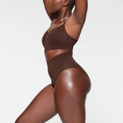 SEAMLESS SCULPT MID WAIST BRIEF | ESPRESSO -SWIMwear Sale Store SKIMS SHAPEWEAR PN BRF 3359 IC ESP 0008 SD 9a2d2e23 d003 4a73 b52c a80a9172ea15