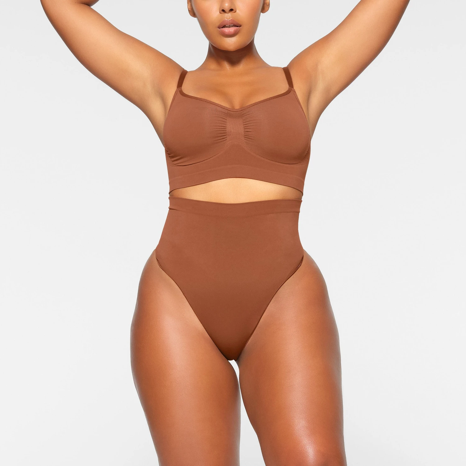 SEAMLESS SCULPT MID WAIST THONG | BRONZE 4 SEAMLESS SCULPT MID WAIST THONG | BRONZE - Image 2