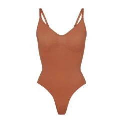 SEAMLESS SCULPT THONG BODYSUIT | BRONZE
