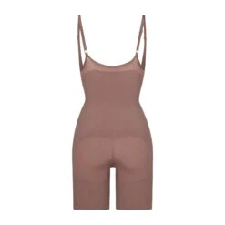 BUTT ENHANCING OPEN BUST BODYSUIT | UMBER 12 BUTT ENHANCING OPEN BUST BODYSUIT | UMBER -SWIMwear Sale Store SKIMS SHAPEWEAR SH BDY 2168 UMB B