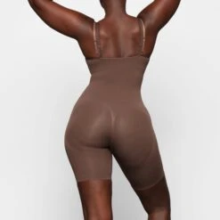BUTT ENHANCING OPEN BUST BODYSUIT | OXIDE -SWIMwear Sale Store SKIMS SHAPEWEAR SH BDY 2168 ZA OXD 0018
