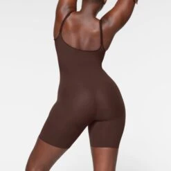 EVERYDAY SCULPT MID THIGH BODYSUIT | ESPRESSO 10 EVERYDAY SCULPT MID THIGH BODYSUIT | ESPRESSO -SWIMwear Sale Store SKIMS SHAPEWEAR SH ONE 2154 IC ESP 0013 BK 48d7359a 1ca1 4bb9 bd6f 52b28cbb3d59