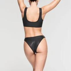 RUBBERIZED SCUBA SWIM TANGA BIKINI BOTTOM | ONYX -SWIMwear Sale Store SKIMS SWIM BB TNG 3161 NC ONX 016