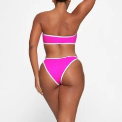 ZIP-UP SWIM BANDEAU TOP | HIBISCUS -SWIMwear Sale Store SKIMS SWIM BT BAN 3006 HA HIB 0011 BK