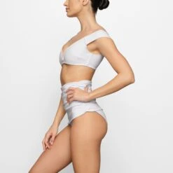 SHAPING SWIM OFF THE SHOULDER BIKINI TOP | MARBLE -SWIMwear Sale Store SKIMS SWIM BT PLG 2788 FD MBL 0007 SD x2 e756348f 52d1 4880 8632 7e8b75476cc7