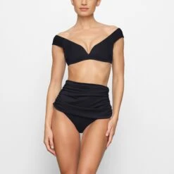SHAPING SWIM OFF THE SHOULDER BIKINI TOP | ONYX -SWIMwear Sale Store SKIMS SWIM BT PLG 2788 FD ONX 0005 FR x2 7c2938b8 7b11 4f7f acd7 05aa36212723