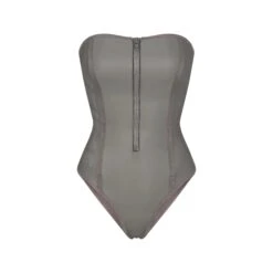 RUBBERIZED SCUBA SWIM STRAPLESS ONE PIECE | GREY CHALK
