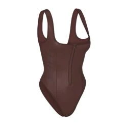 RUBBERIZED SCUBA SWIM SCOOP NECK ONE PIECE | COCOA -SWIMwear Sale Store SKIMS SWIM OP BRF 3164 COA SIDE