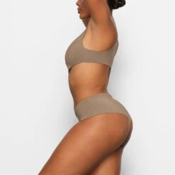 SKIMS SPORT SWIM CHEEKY BOTTOM | DESERT -SWIMwear Sale Store SKIMS SWIM SW BTM 0127 AA DES 0009 SD