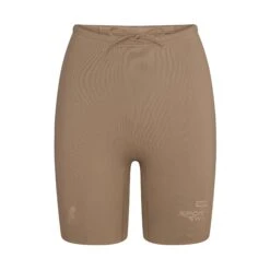 SKIMS SPORT SWIM MID THIGH SHORT | DESERT