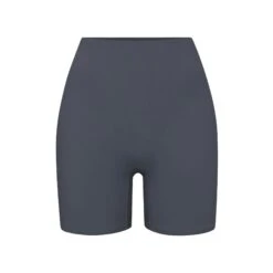 SHAPING SWIM SHORT | GUNMETAL